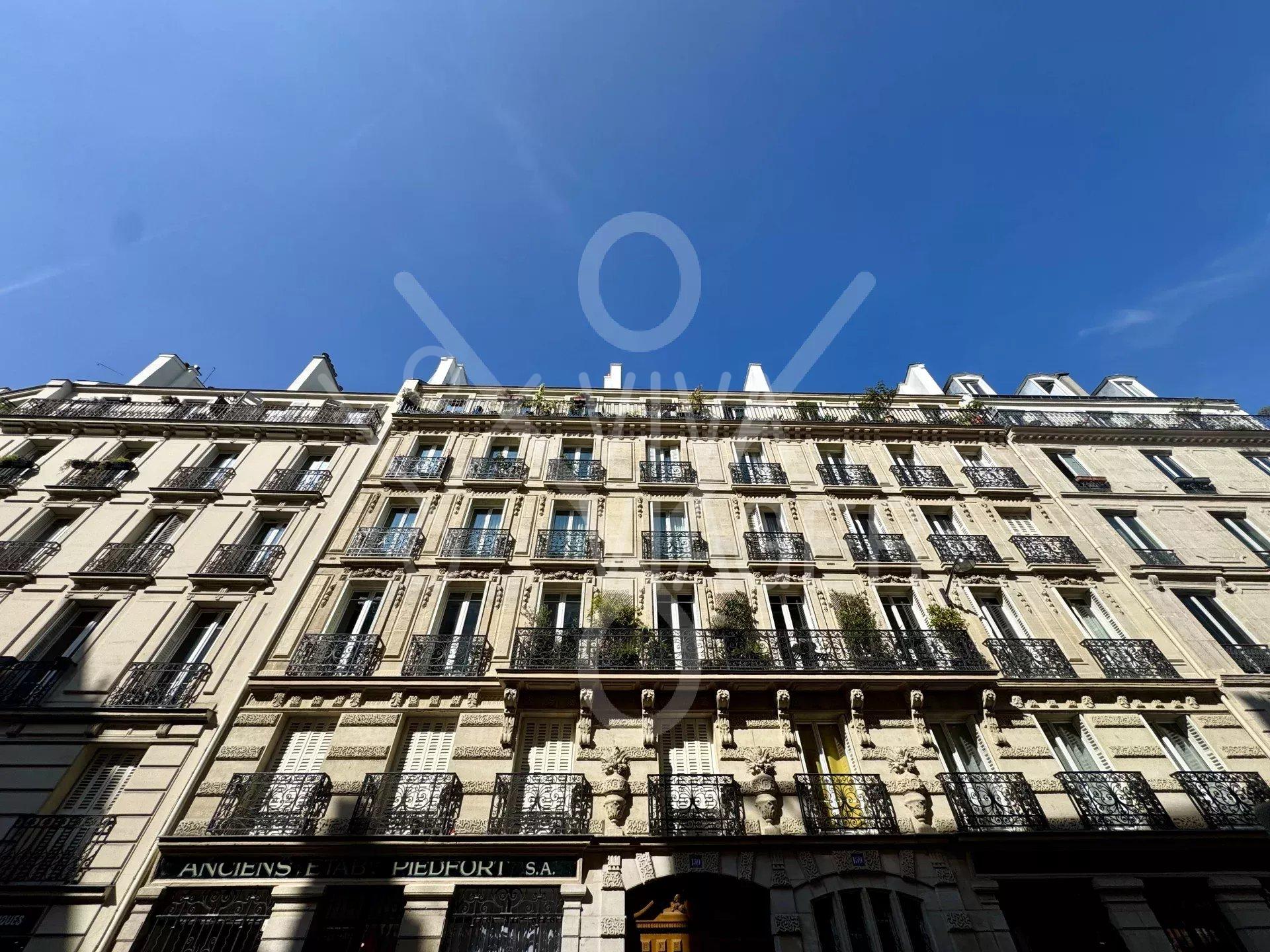 f7d753eaa9ebe273f9bdeedb61602048_a796d40a5a_1920-original-39636 Appt 4P 78m² avec balcon – Nue-propriété – Paris 9ème