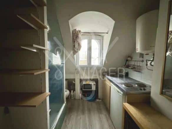 Chambre de Service Paris 8ème – Viager Libre