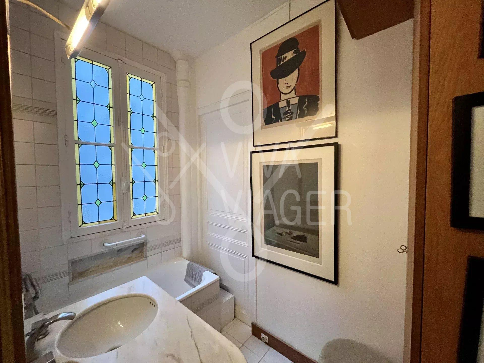 d66c638f59657c92ac43470bbecc08f6_cf4a25d07e_1920-original-40264 Appt 3P 61 m² – Viager Occupé – Trocadéro – Paris 16ème